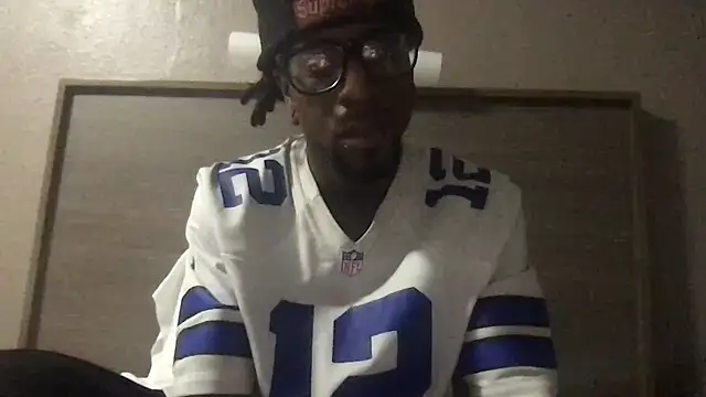 Snapshot of RyanSteeleXXX chatting on 01/18/25, 11:00 RyanSteeleXXX online show from 01/18/25, 11:00