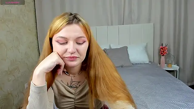 AnnaXPeach online show from 11/10/25, 01:04