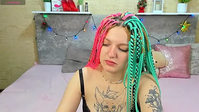 AnnaXPeach online show from 12/19/25, 01:12