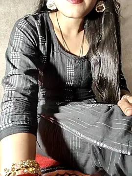 Snapshot of Hot_Simran_01 chatting on 11/02/25, 09:22 Hot Simran 01 online show from 11/02/25, 09:22