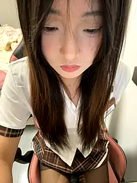 minnie566 online show from 12/04/25, 02:59