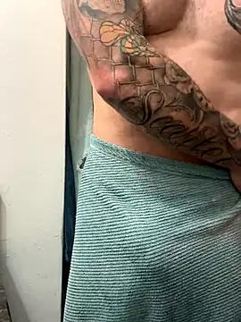 RobsBigD online show from 12/04/25, 03:32