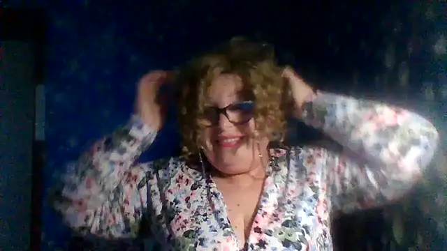 Milaniya606 online show from 11/18/25, 06:34