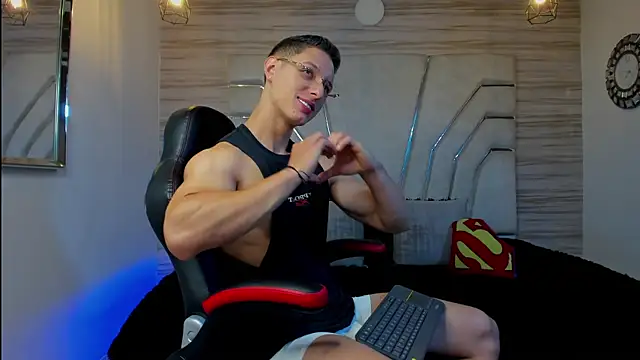 MAXTHOMSON online show from 11/22/25, 01:37