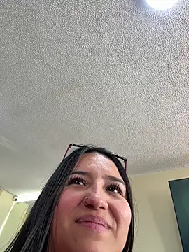 Snapshot of Samantha_firee chatting on 04/29/26, 05:30 Samantha firee online show from 04/29/26, 05:30