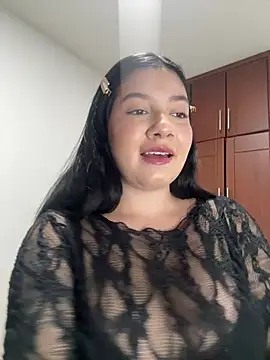 Snapshot of Eve_Miiller chatting on 07/15/26, 04:07 Eve Miiller online show from 07/15/26, 04:07