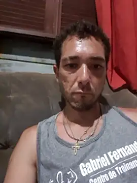 Guilherme30oliv online show from 01/14/26, 05:02