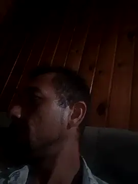 Guilherme30oliv online show from 03/01/26, 04:25