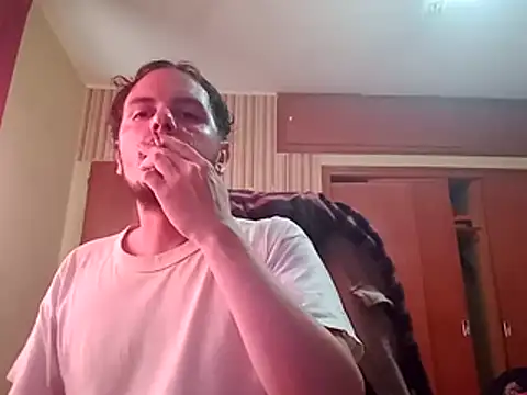 Snapshot of sangrila2468 chatting on 11/01/25, 08:22 sangrila2468 online show from 11/01/25, 08:22