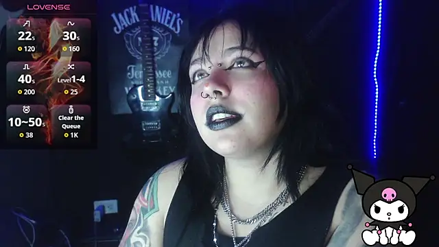 Snapshot of Jessie__wild chatting on 11/11/25, 04:56 Jessie wild online show from 11/11/25, 04:56