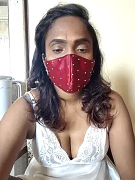 Queen-dhivya online show from 03/02/26, 07:59