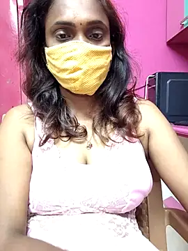 Queen-dhivya online show from 04/17/26, 02:47