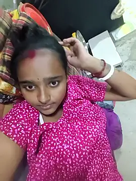 cuteriya5 online show from 10/31/25, 04:52