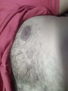 bearslove143 online show from 11/26/25, 02:56