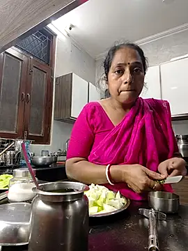 Snapshot of Hot-Sana2 chatting on 11/03/25, 01:45 Hot-Sana2 online show from 11/03/25, 01:45