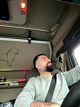 JanSy0 online show from 12/19/25, 01:29