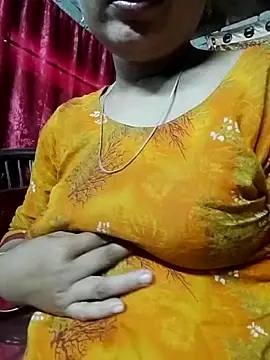 Snapshot of Lema-00 chatting on 11/15/25, 04:10 Lema-00 online show from 11/15/25, 04:10