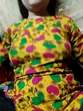 Snapshot of Lema-00 chatting on 12/17/25, 01:17 Lema-00 online show from 12/17/25, 01:17