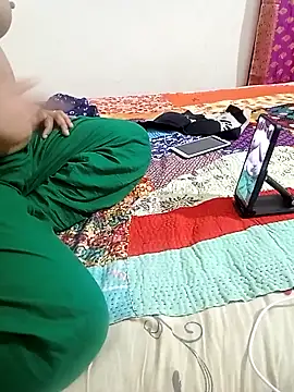 Snapshot of Lema-00 chatting on 02/16/26, 10:06 Lema-00 online show from 02/16/26, 10:06