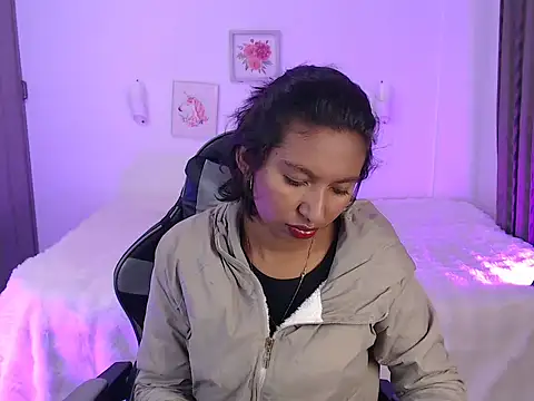 Samanta 777 online show from 04/10/26, 07:35