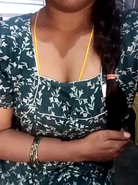 Snapshot of Sana-telugu1 chatting on 11/11/25, 08:47 Sana-telugu1 online show from 11/11/25, 08:47