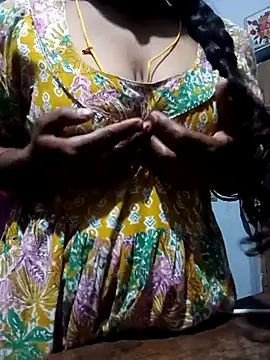 Snapshot of Sana-telugu1 chatting on 11/17/25, 10:43 Sana-telugu1 online show from 11/17/25, 10:43