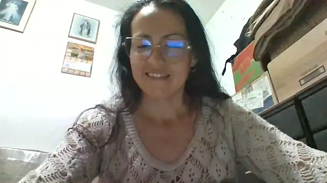 Lauryn Jones online show from 03/26/26, 04:29