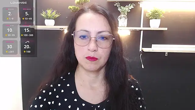 Lauryn Jones online show from 03/26/26, 04:45