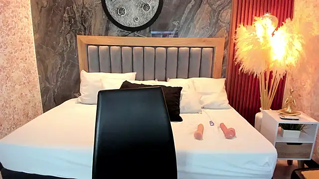 Valery Shadey online show from 12/15/25, 08:02