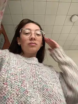 Engel fiiree online show from 11/01/25, 12:18