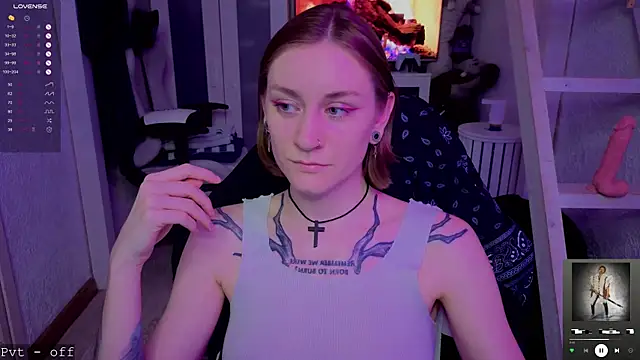 RetroMarie online show from 11/13/25, 04:39