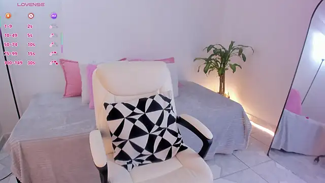  Hanna Williams  online show from 03/23/26, 08:57