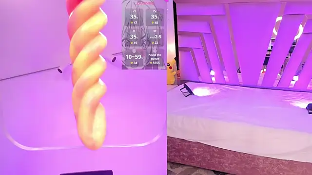 FiorellaRicci  online show from 01/12/26, 01:38