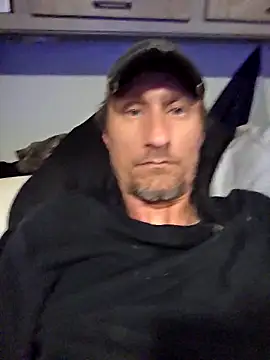 Snapshot of StringHerBell chatting on 11/02/25, 11:56 StringHerBell online show from 11/02/25, 11:56