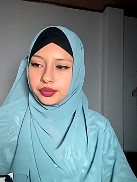 Melek Seraya online show from 11/26/25, 10:22