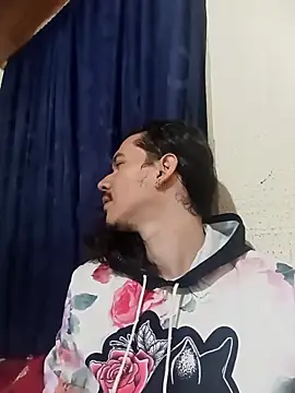 OnixAgata0 online show from 11/13/25, 11:58