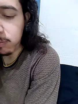 Snapshot of OnixAgata0 chatting on 04/10/26, 02:39 OnixAgata0 online show from 04/10/26, 02:39