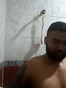 Snapshot of William1_234 chatting on 11/01/25, 06:43 William1 234 online show from 11/01/25, 06:43