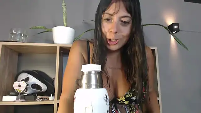 mickystrumia23 online show from 01/10/26, 08:54