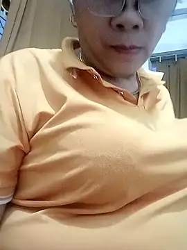 small-house123 online show from 11/09/25, 11:03