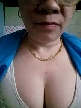 small-house123 online show from 02/22/26, 08:02