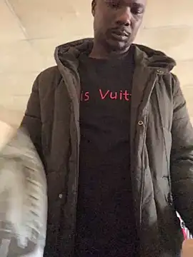 Ndodemnyamaxh online show from 12/18/25, 07:36