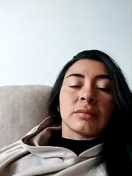 NathyMilf  online show from 12/18/25, 02:01