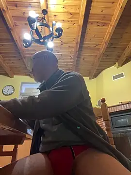 Snapshot of men1967 chatting on 02/10/26, 05:28 men1967 online show from 02/10/26, 05:28