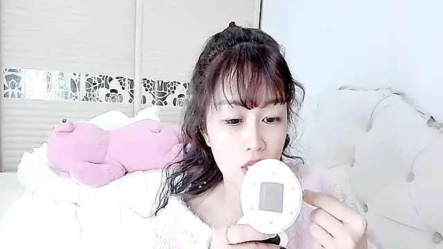 lookbyby online show from 01/11/26, 01:10