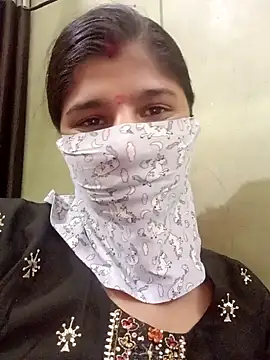 Snapshot of Hot__cute001 chatting on 11/03/25, 08:37 Hot cute001 online show from 11/03/25, 08:37