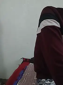 baby Cpl21 online show from 12/05/25, 02:31