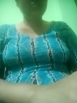Snapshot of Tina_250 chatting on 04/18/26, 03:49 Tina 250 online show from 04/18/26, 03:49