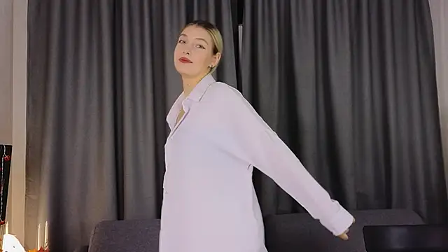 BlushVenom online show from 11/11/25, 03:23