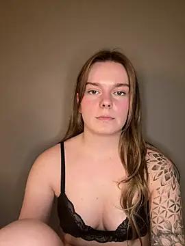 LisaFreierxx online show from 04/15/26, 08:09